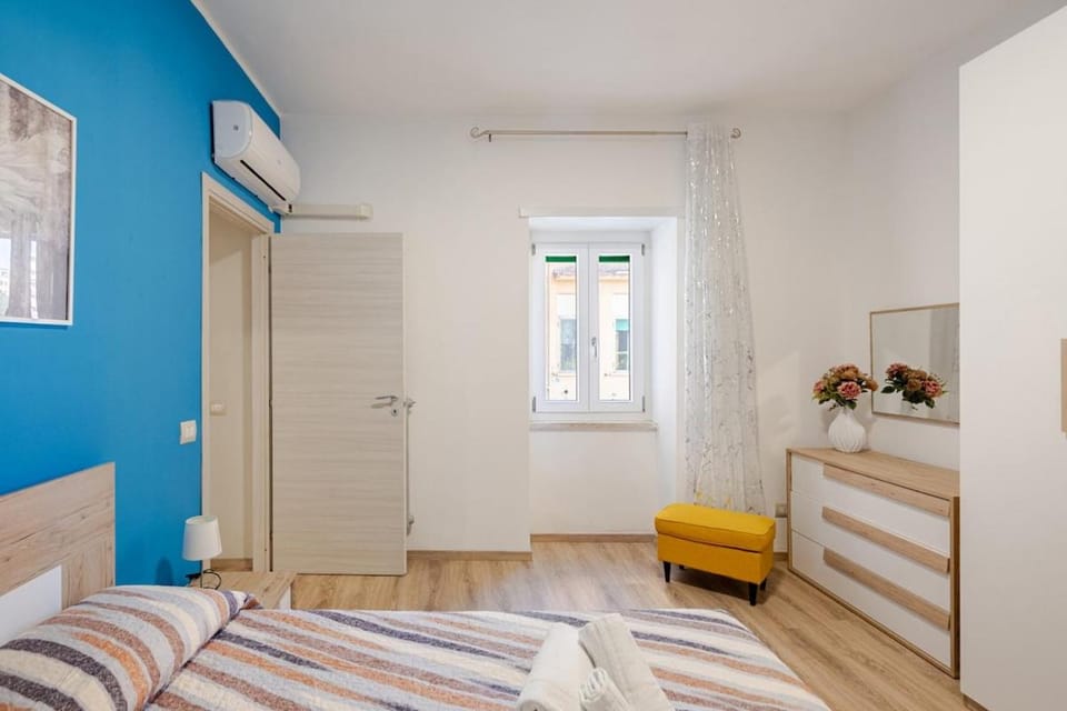 Claudia's Home Minimal Design 500m from the Center Apartment in Viterbo