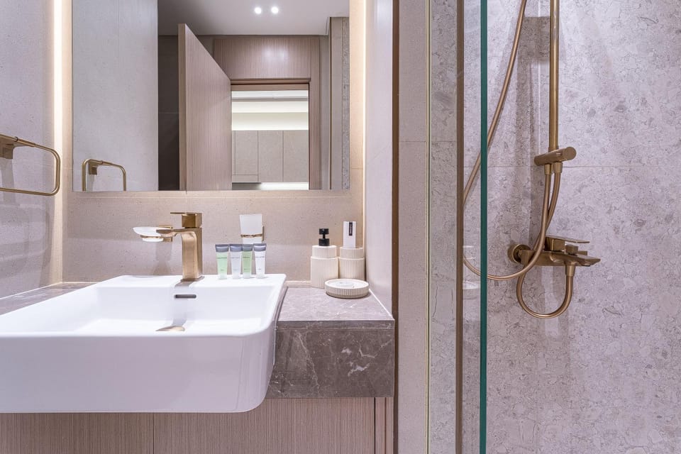 Shower, Bathroom