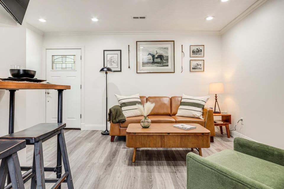 2 Mi to Ark Encounter! Walkable Williamstown Condo House in Williamstown