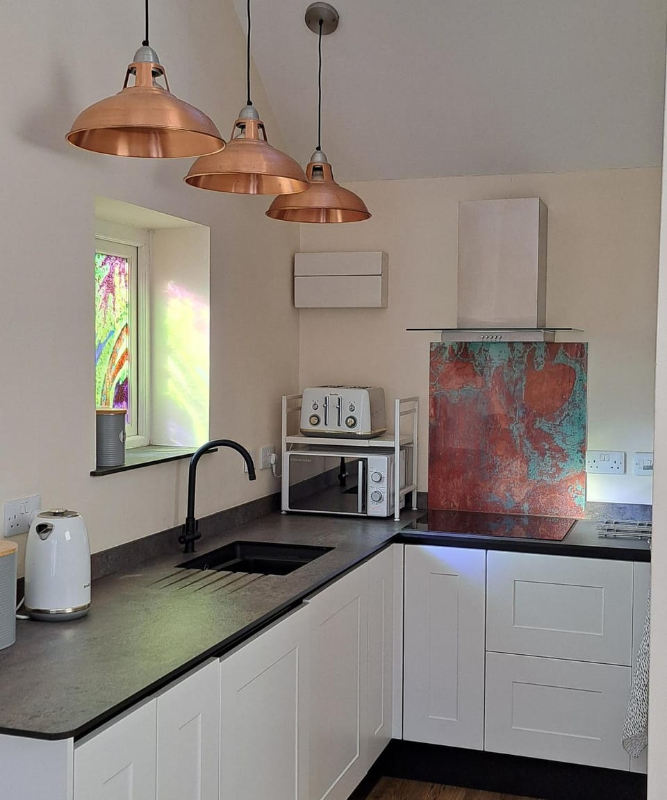 Ty Heulwen Studio Apartment in Saint Davids