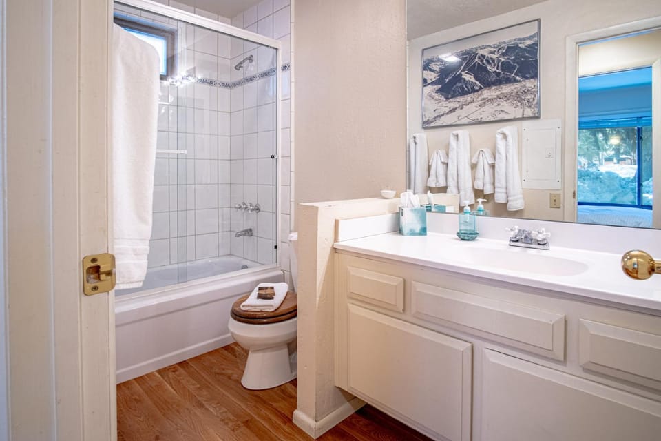 Bathroom, Bath