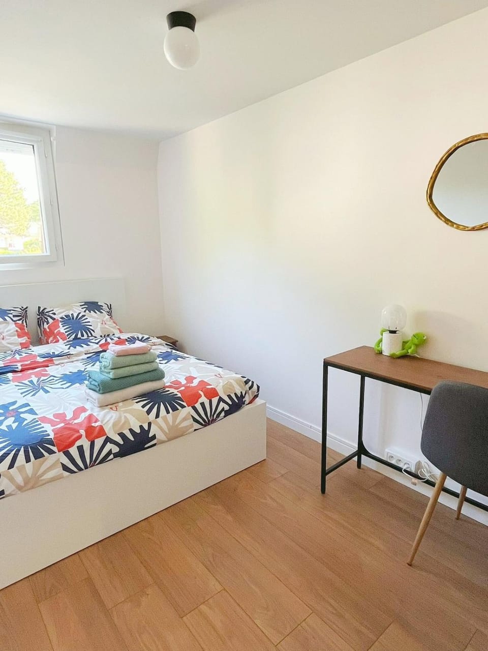 FLYHOME en mezzanine pour famille - 8 min à pied de Gare - Mi Disney & Paris Apartment in Île-de-France