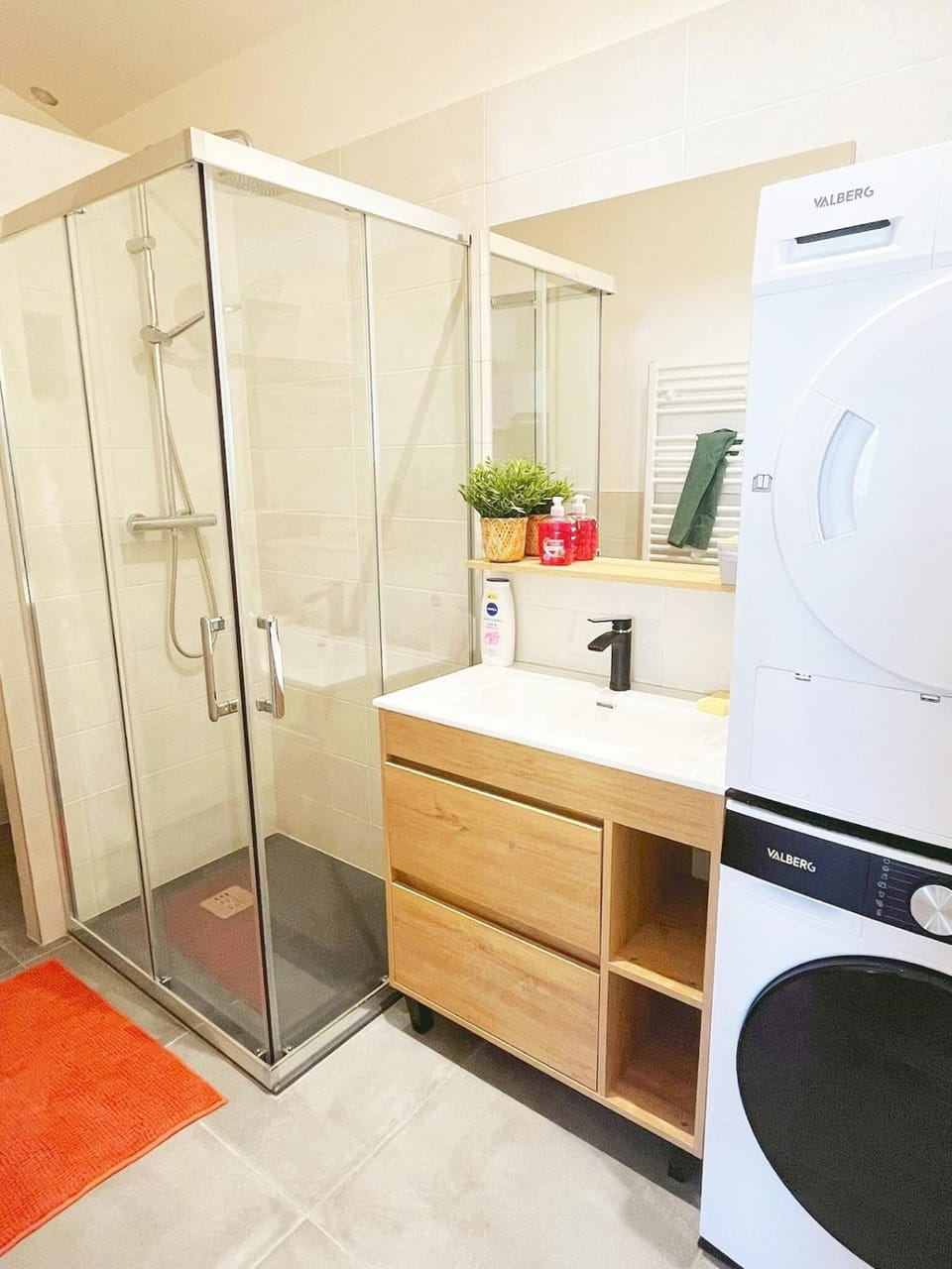 FLYHOME en mezzanine pour famille - 8 min à pied de Gare - Mi Disney & Paris Apartment in Île-de-France