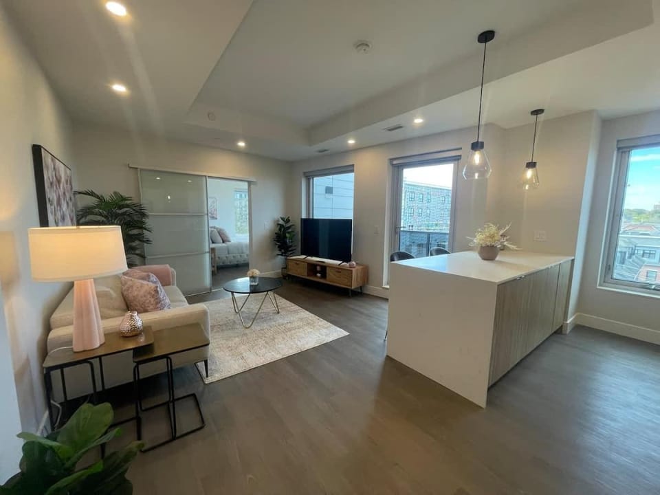 Downtown Spotless 2 Bed 2 Bath with 6 appliances Apartment in Dartmouth
