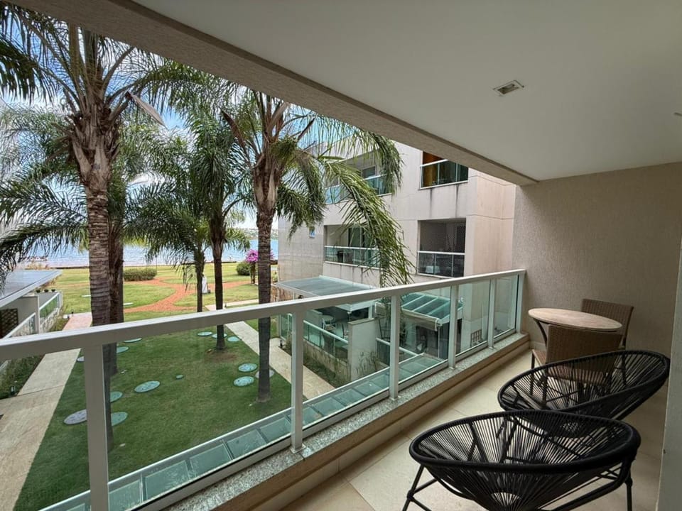 Balcony/Terrace, Lake view