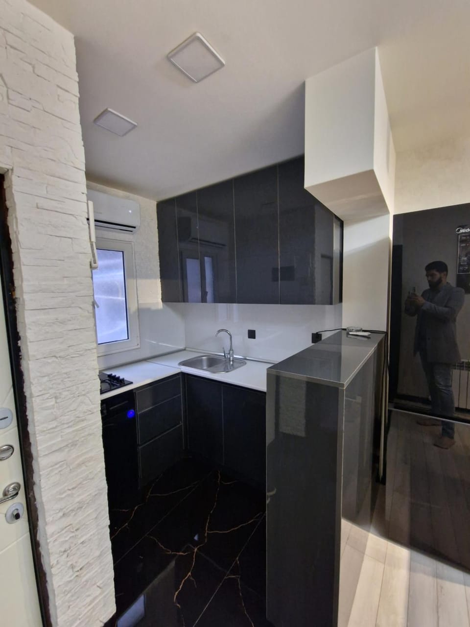 Kitchen or kitchenette, stove