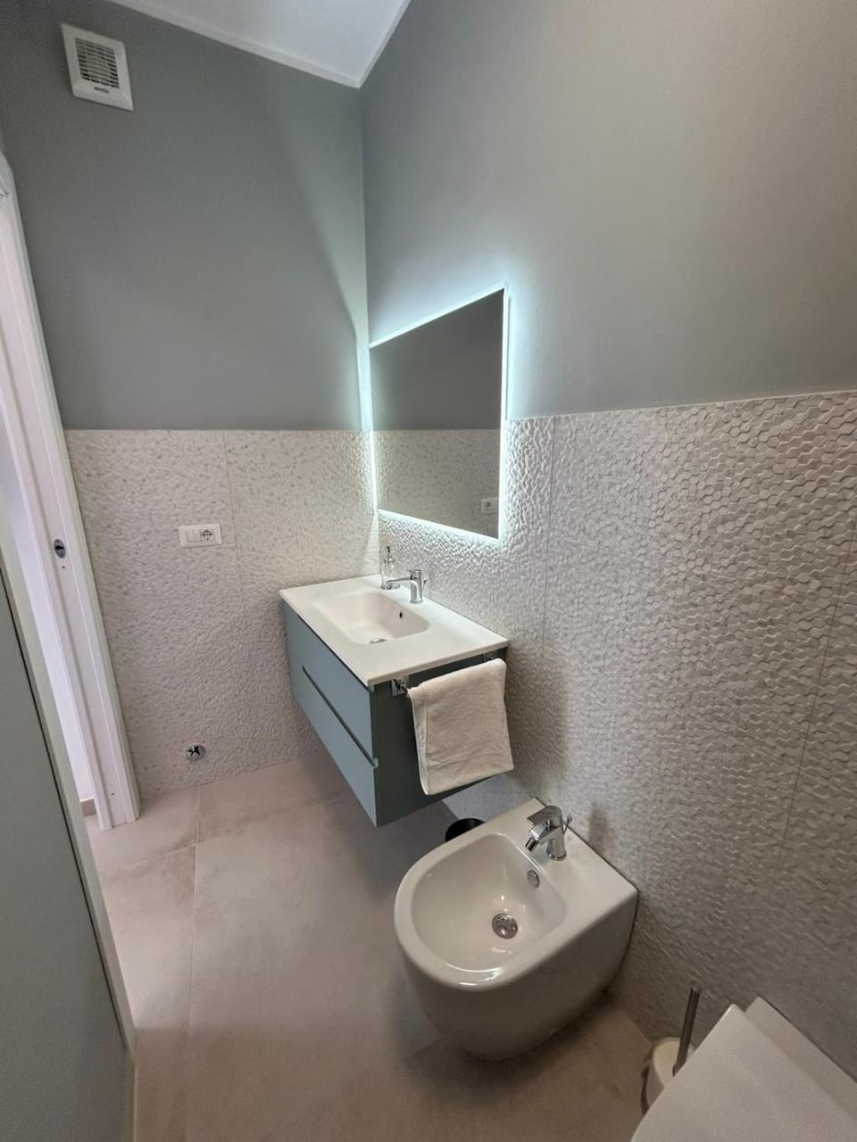Bathroom, bidet
