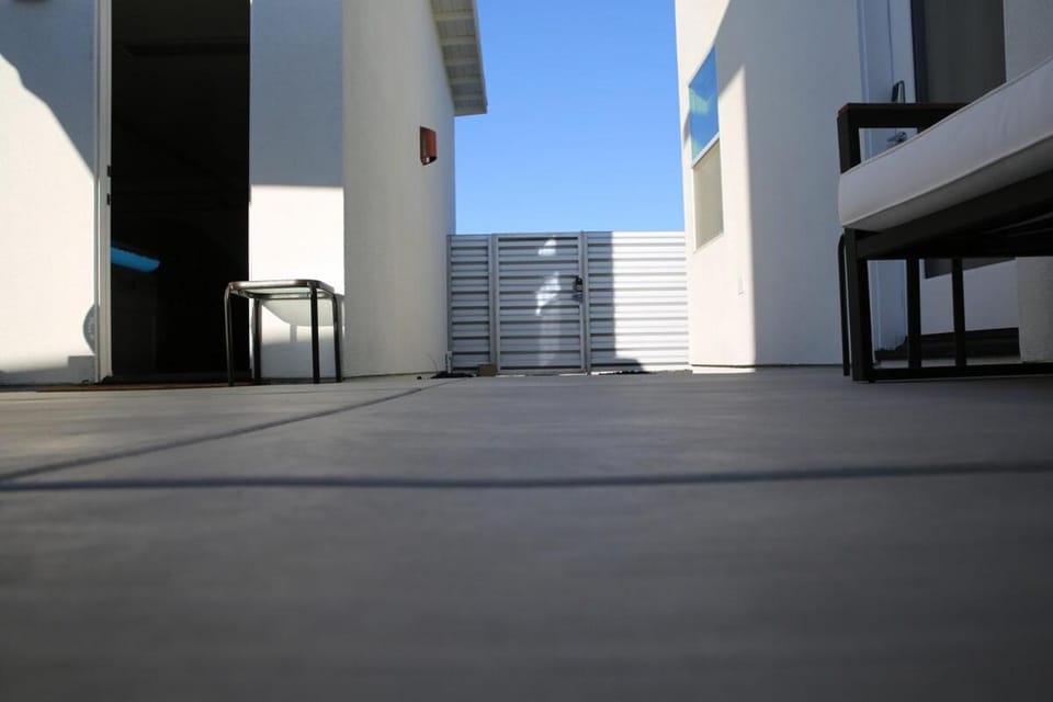 Amazing Pool Home Near Palm Springs & Joshua Tree House in Desert Hot Springs