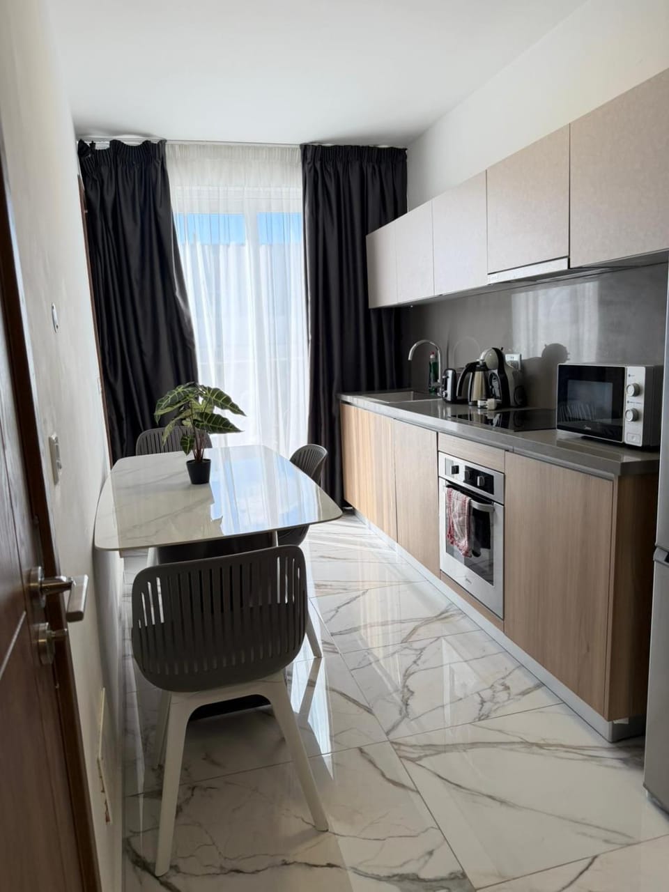 1 Bedroom Exclusive Penthouse - By HostMT Apartment in Saint Paul's Bay