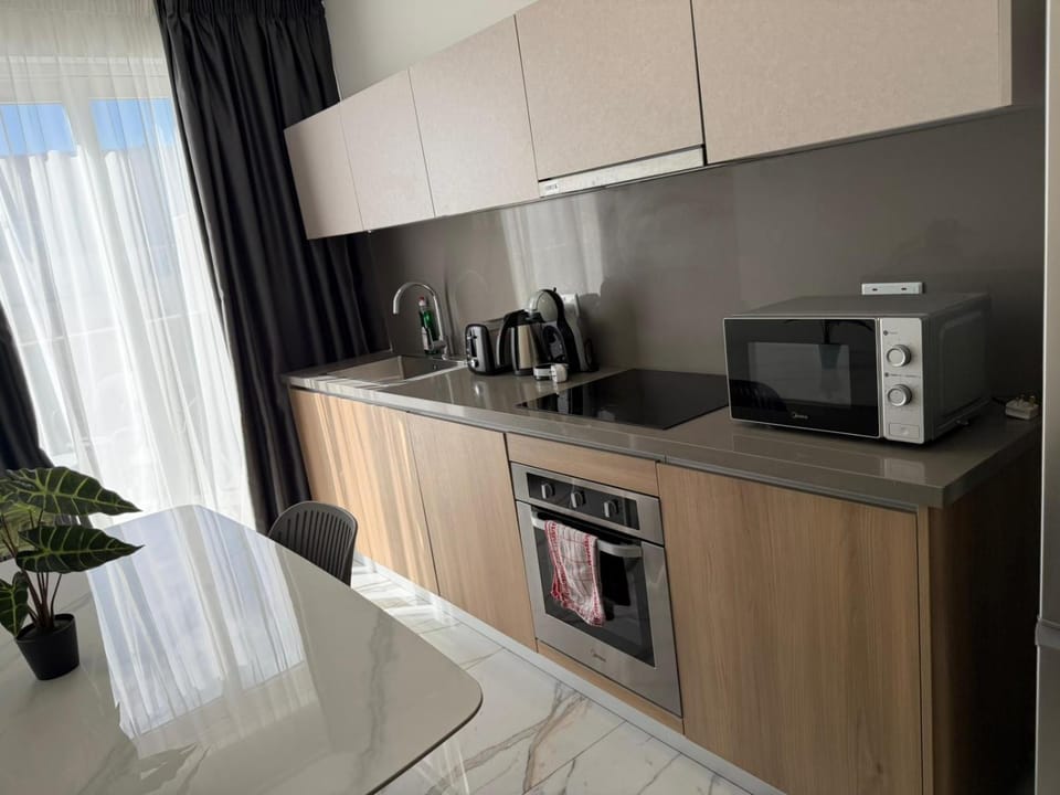 1 Bedroom Exclusive Penthouse - By HostMT Apartment in Saint Paul's Bay