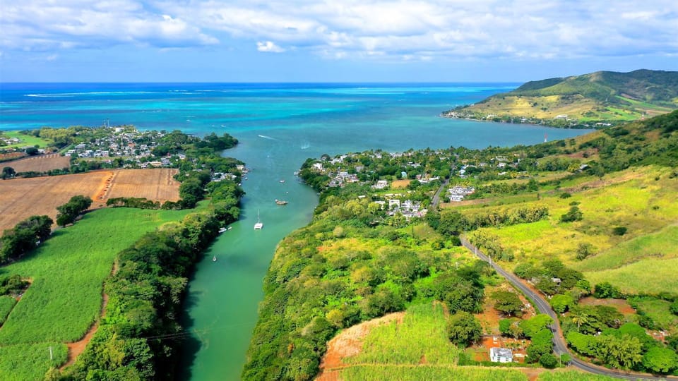 Natural landscape, Bird's eye view, Lake view, Mountain view, River view, Sea view