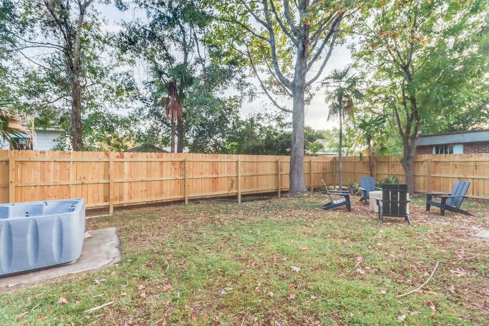 Gulf Breeze Getaway by Next Step Property Management House in Gulfport