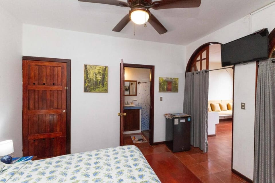 Villas El Parque 18B Central Studio Apartment Apartment in Quepos