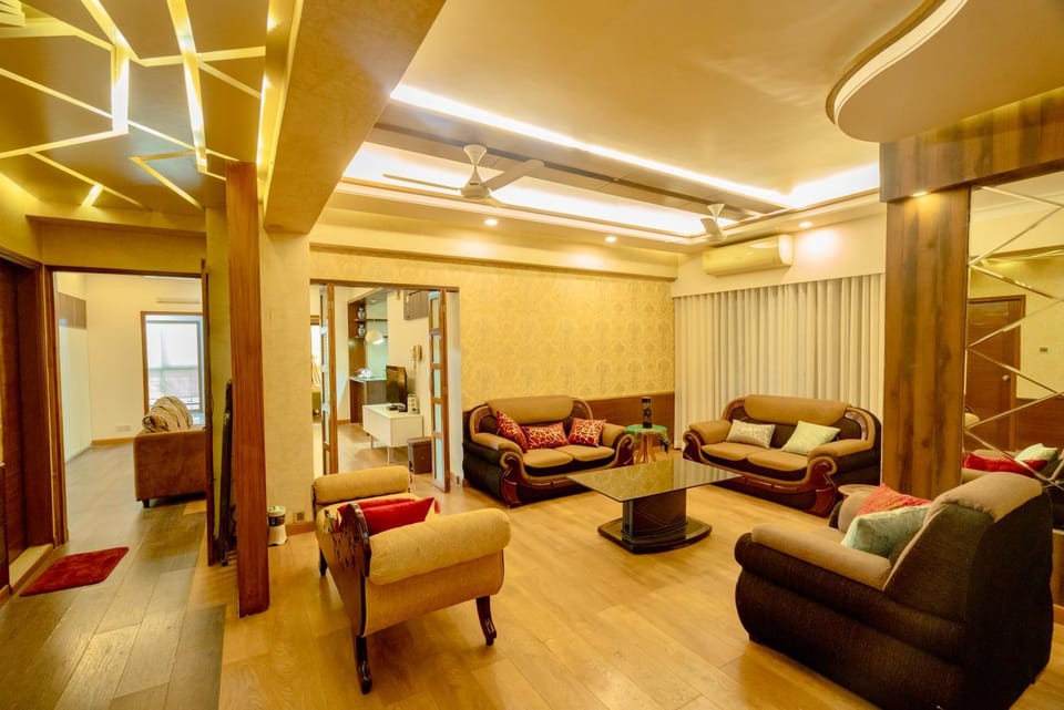 Living room, Seating area