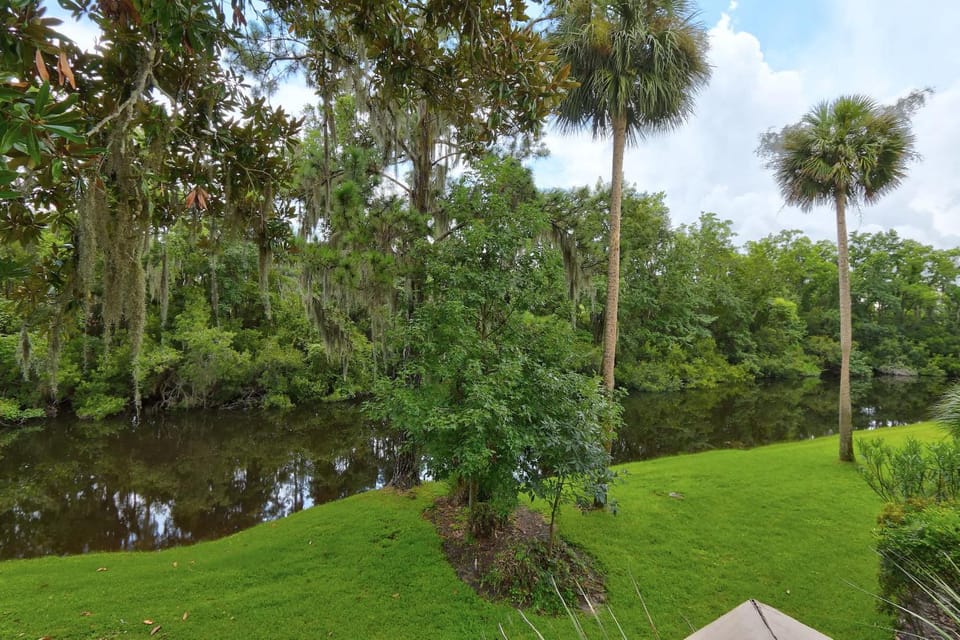 Sweet Carolina - 4BR Pools Pickleball Tennis House in Hilton Head Island