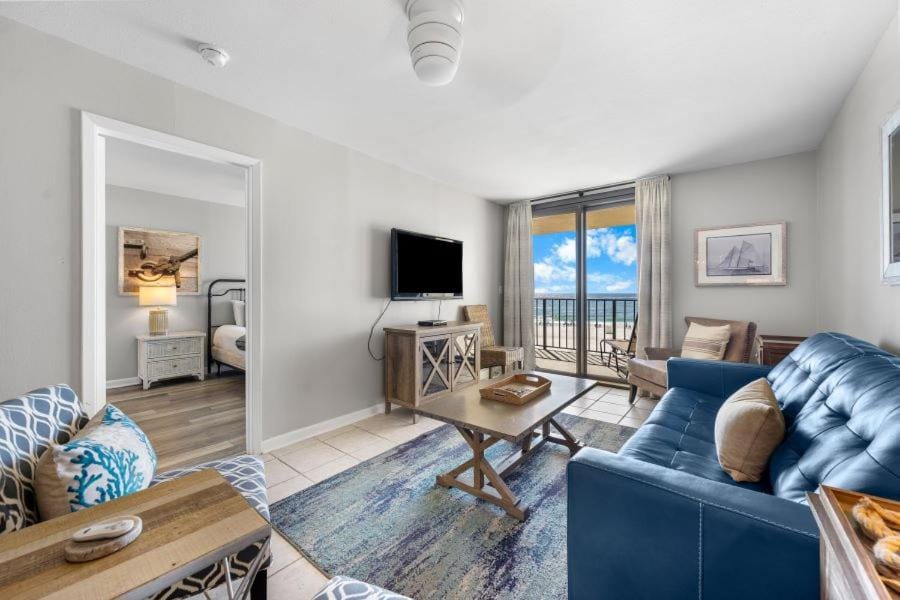 Phoenix II 2023 by Youngs Suncoast Apartment in Orange Beach