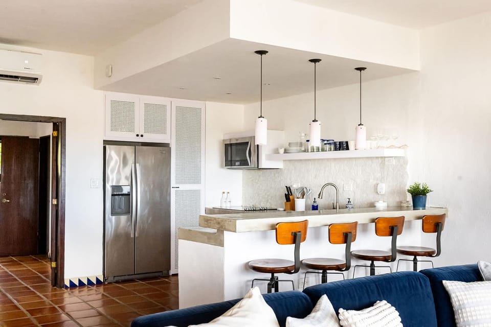 Kitchen or kitchenette, kitchen