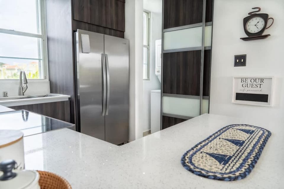 Kitchen or kitchenette, kitchen