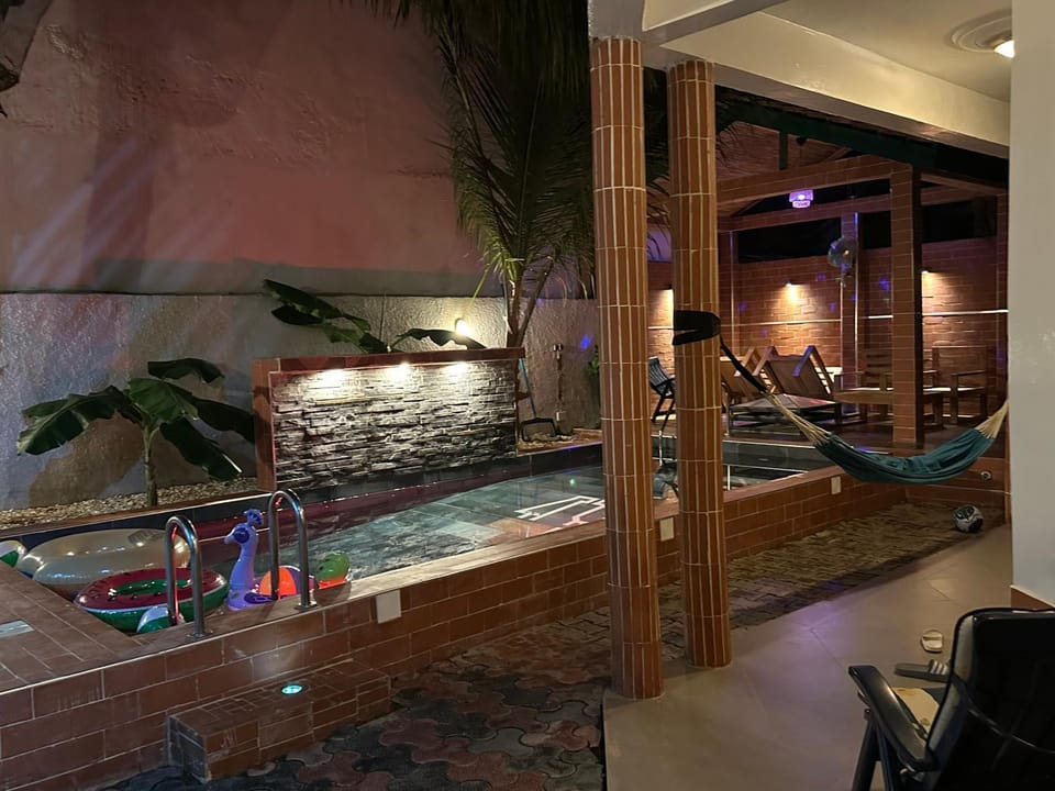 Pool view, Swimming pool