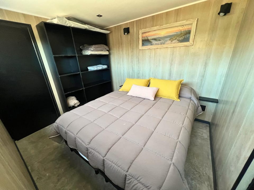 Bed, Photo of the whole room, Bedroom, wardrobe