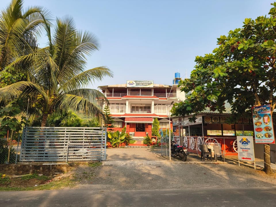 Property building, Day