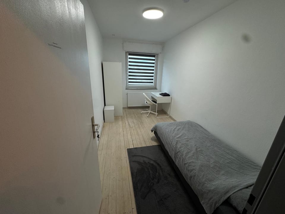 Ganze Wohnung mit großem Parkplatz-Nähe A3 Apartment in Rhineland-Palatinate