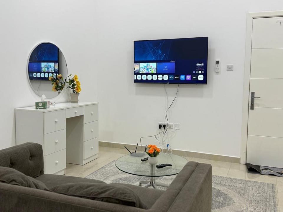 Spacious studio 30 min from yas island and airport Apartment in Abu Dhabi