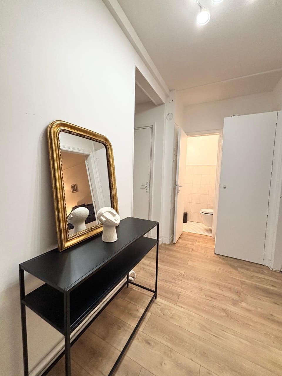 Tour Eiffel ,Champs-Élysées, Flandrin Apartment in Paris