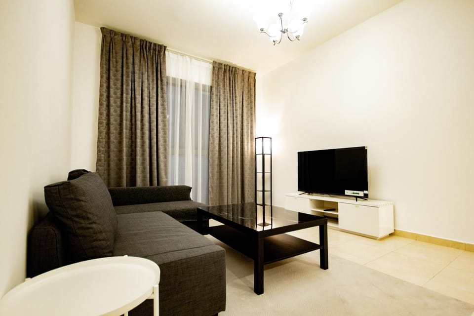 Communal lounge/ TV room, TV and multimedia, Seating area