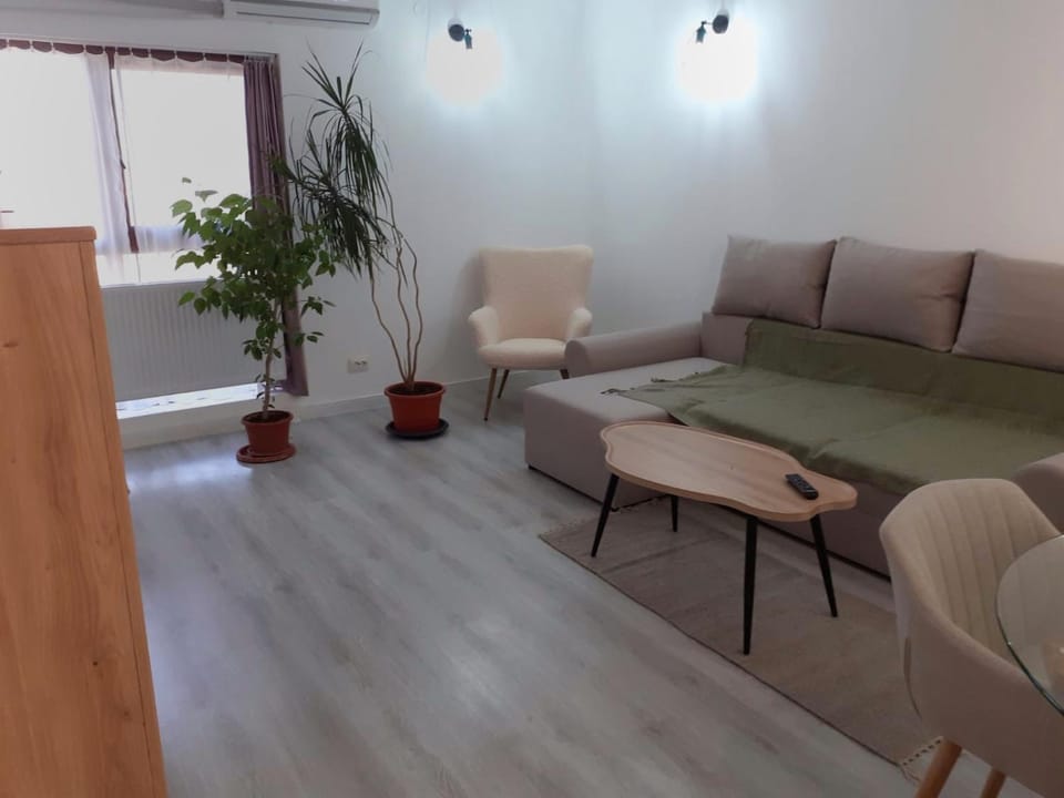 Promenada Mall Apartment4you Apartment in Craiova