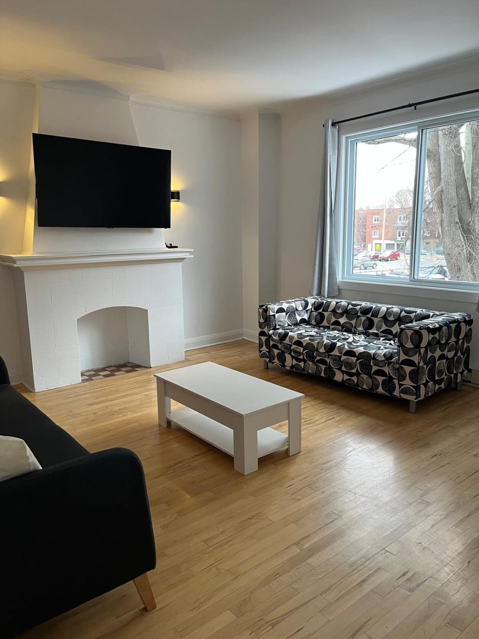 Urban Comfort 3BR Apartment in NDG Apartment in Montreal
