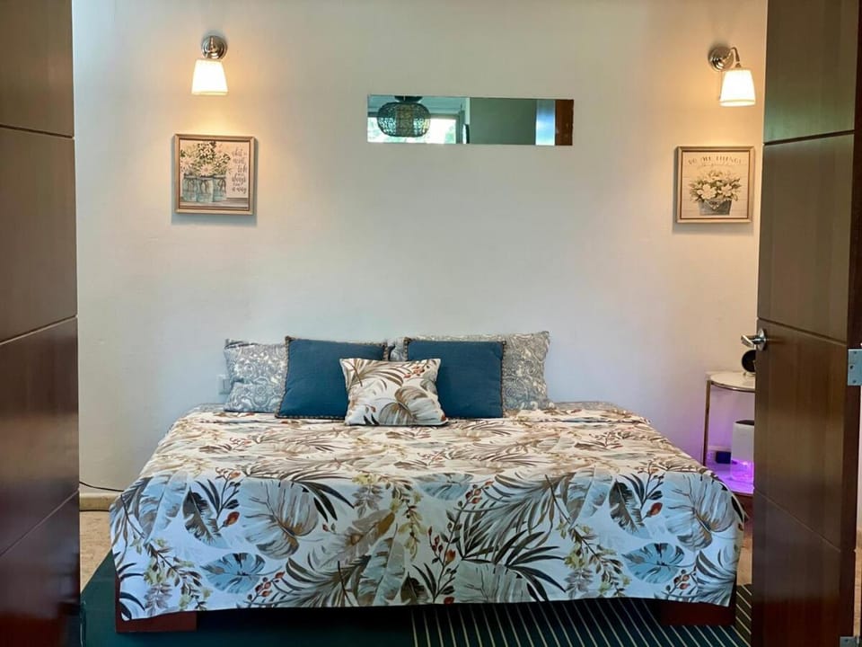BEACH FRONT 3 Bedroom Villa with Pool Sleeps 7 House in Las Terrenas