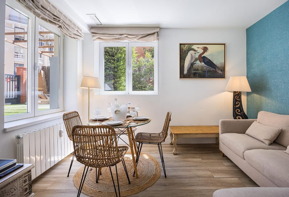3BR Central Madrid Gem - Rare Private Garden House in Madrid