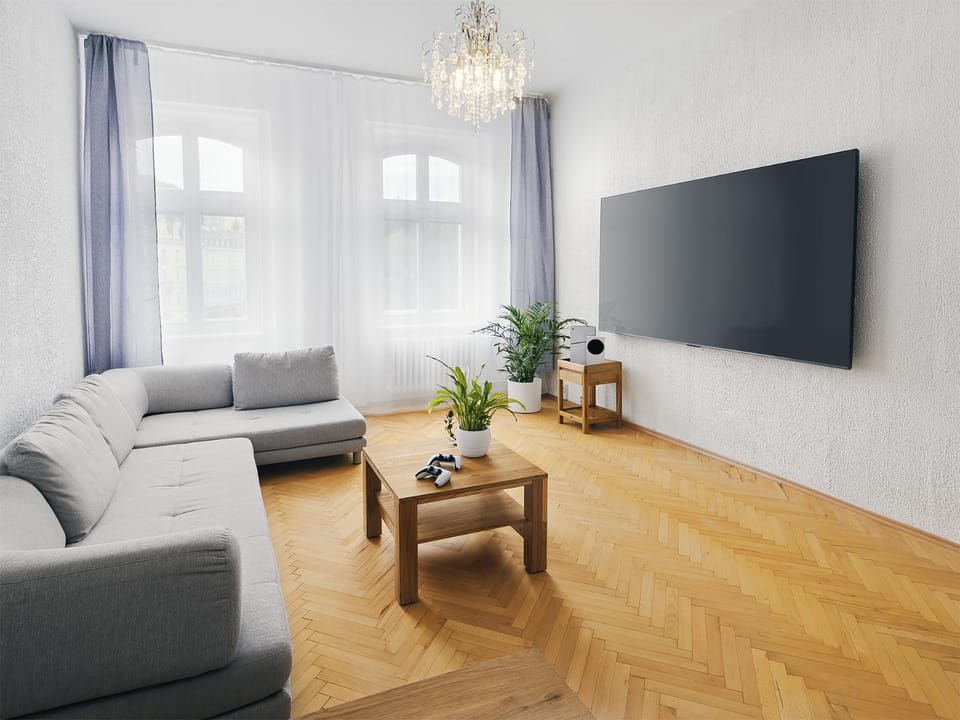 TV and multimedia, Living room, Seating area