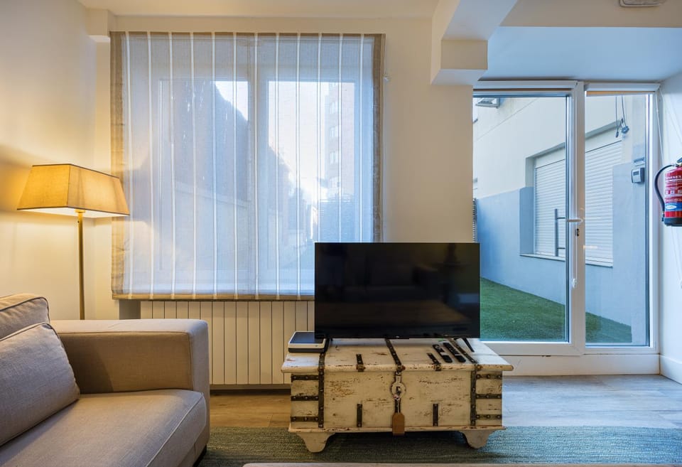 4BR Private Garden - Best Location for Families House in Madrid