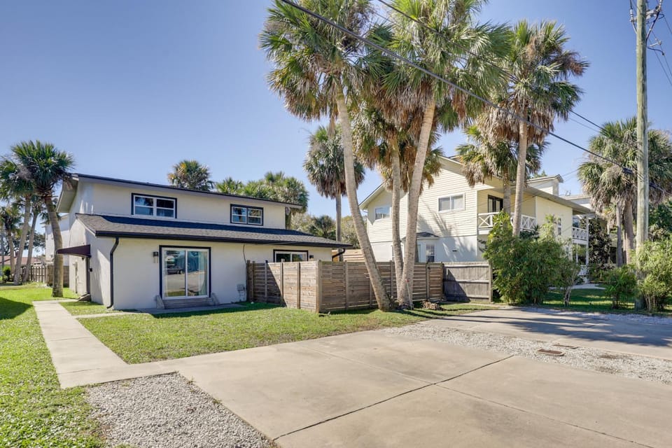 Stylish & Walkable! Pet-Friendly St Augustine Gem! House in Saint Augustine