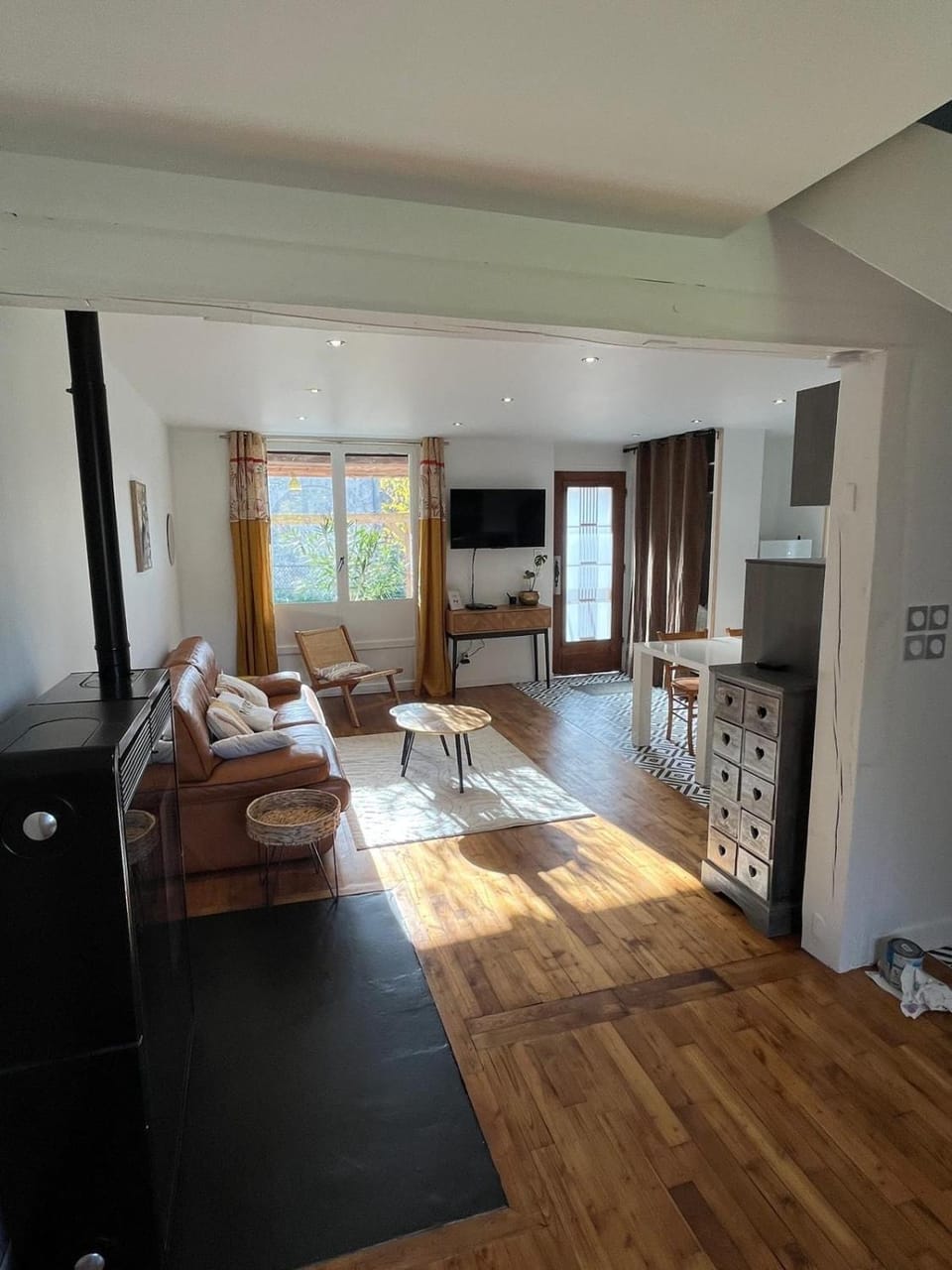 Communal lounge/ TV room