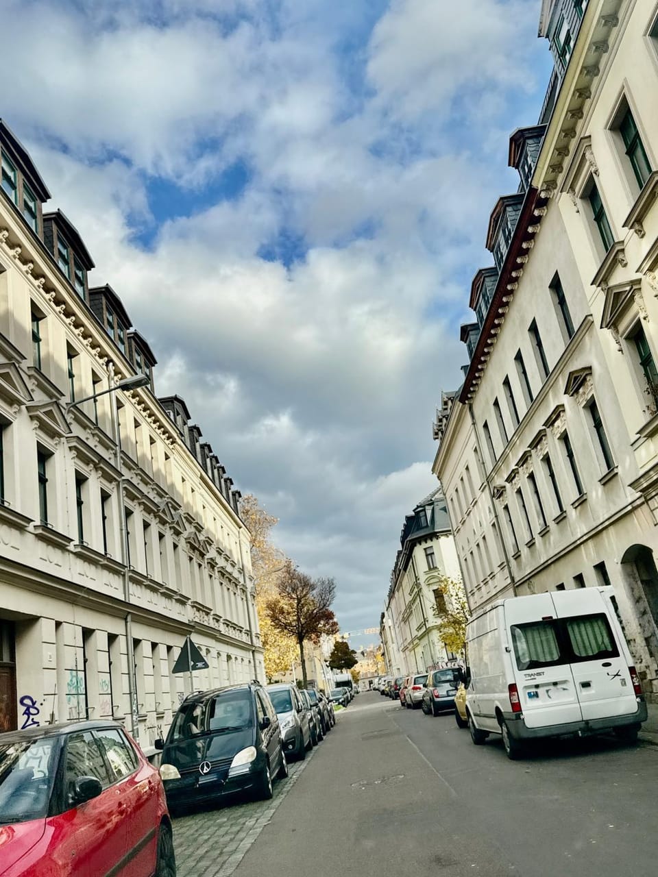 Property building, Neighbourhood, Parking