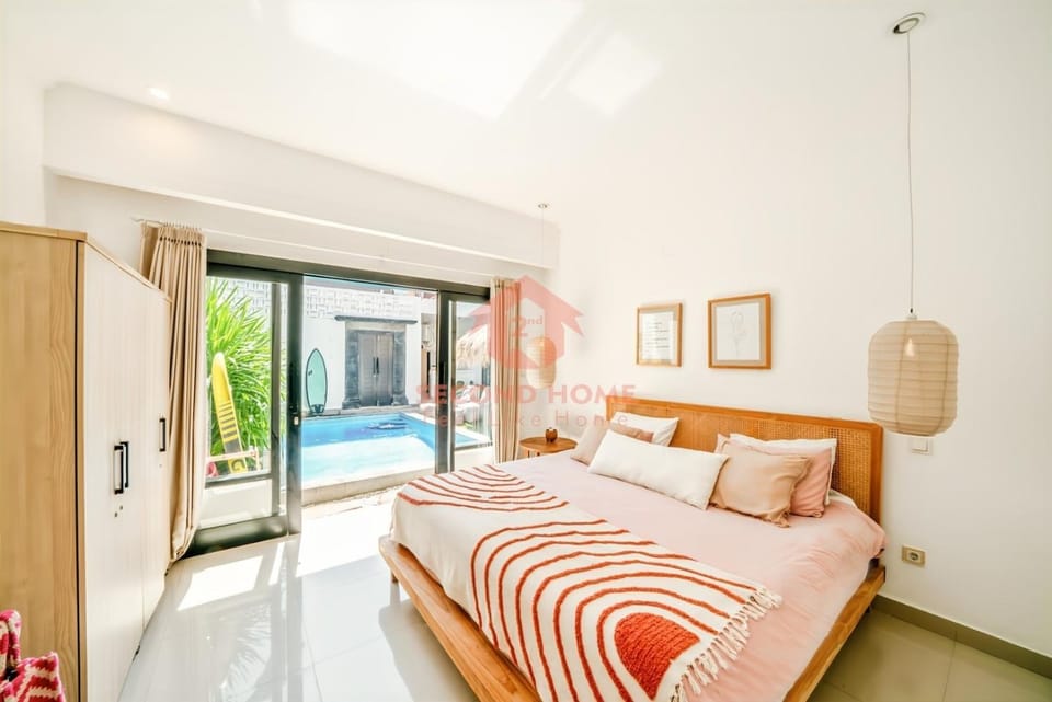 Luxury 3BR Umalas Villa Pool & Wi-Fi House in North Kuta