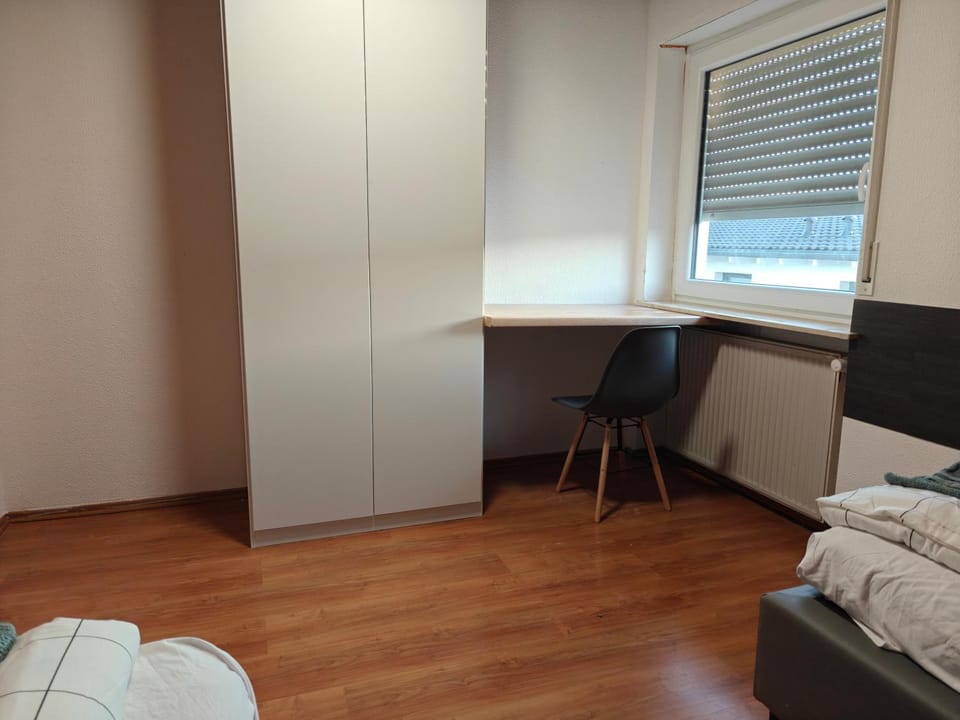 Bedroom, wardrobe