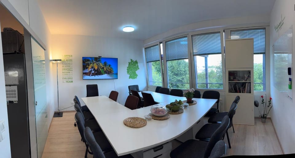 Meeting/conference room