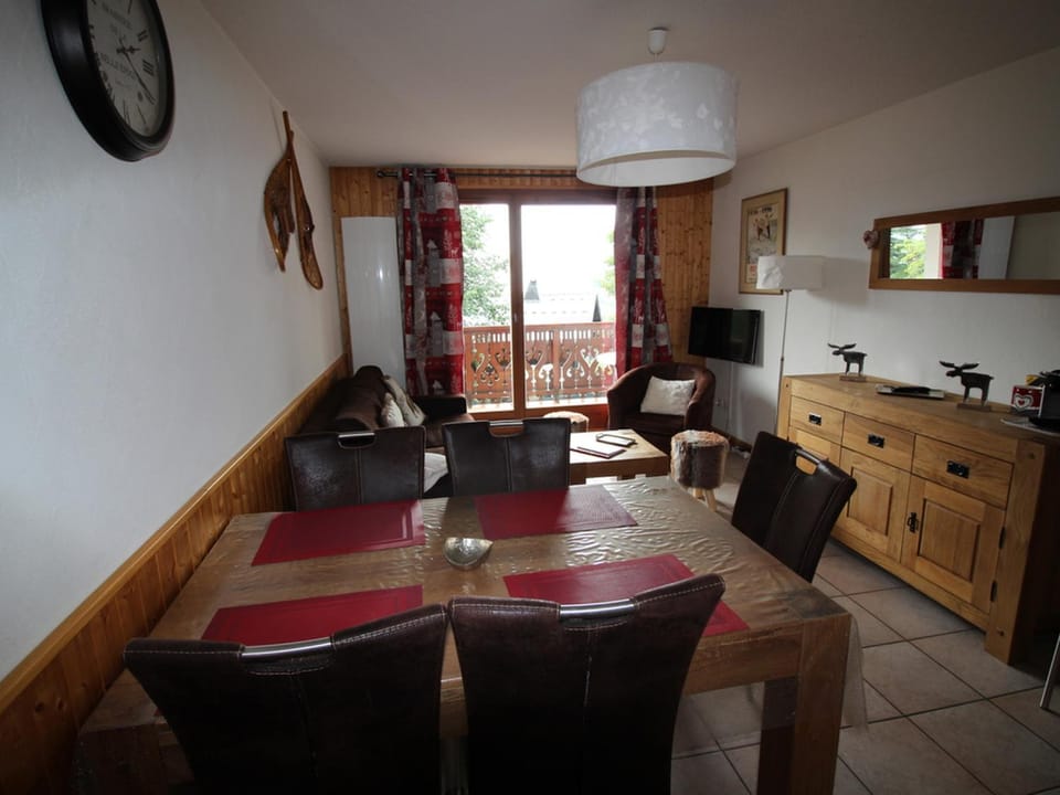 Appartement 2 chambres, pied de piste, parking, 6 personnes - FR-1-836-18 Apartment in Arâches-la-Frasse