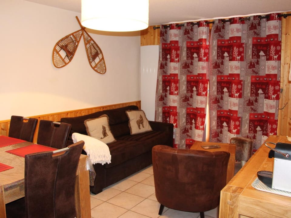 Appartement 2 chambres, pied de piste, parking, 6 personnes - FR-1-836-18 Apartment in Arâches-la-Frasse