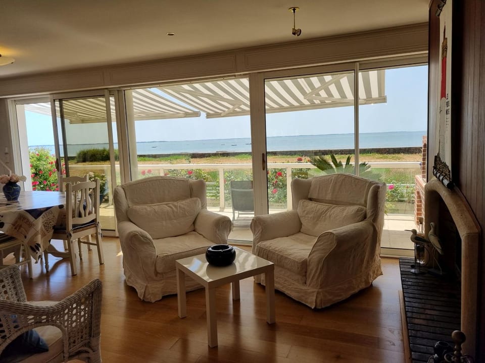 Maison de charme avec Internet, animaux admis, 8 pers, 4 ch, Damgan - FR-1-775-40 House in Damgan