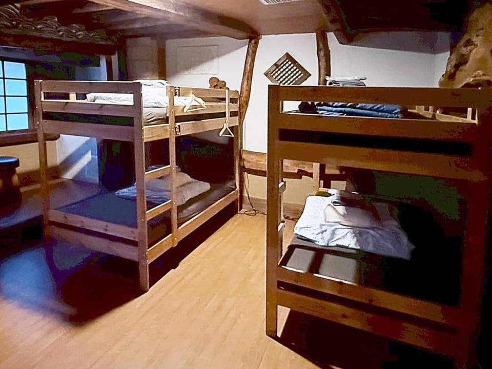Male-only dormitory Tokyo House INN Hostel in Shinjuku