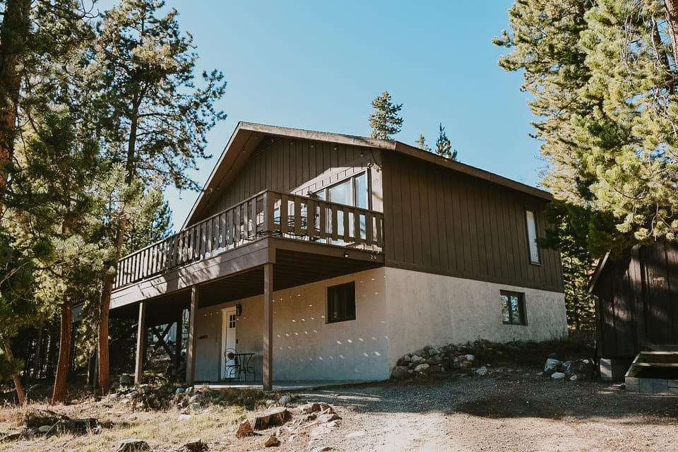 Property building, Day, Natural landscape