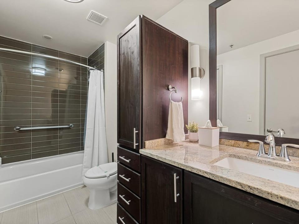 Shower, Bathroom, Bath, towels