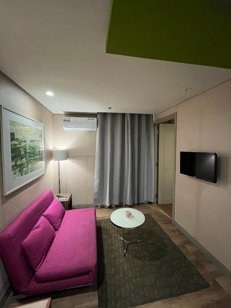 Communal lounge/ TV room, TV and multimedia, Living room, Seating area