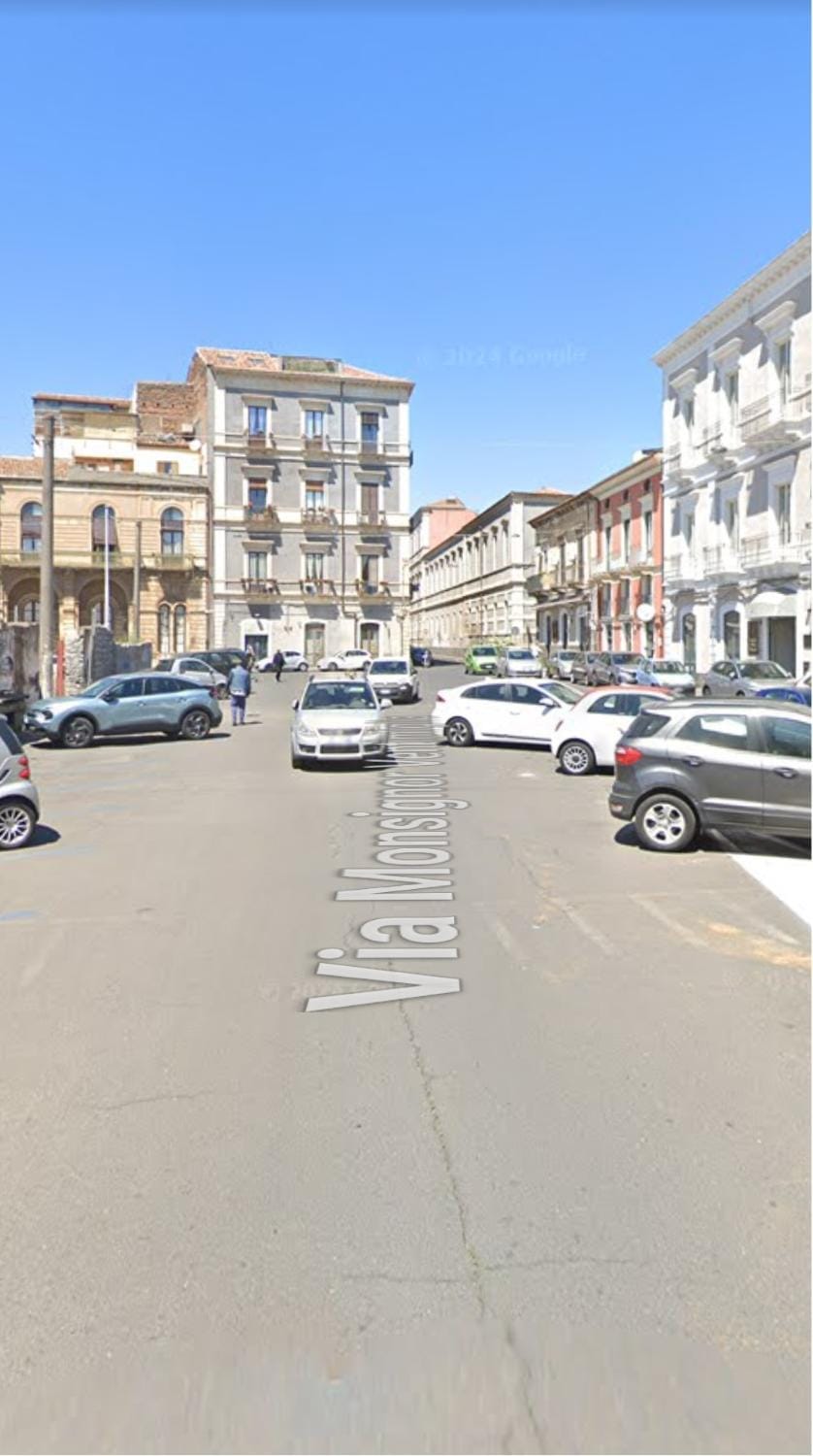 Neighbourhood, Street view
