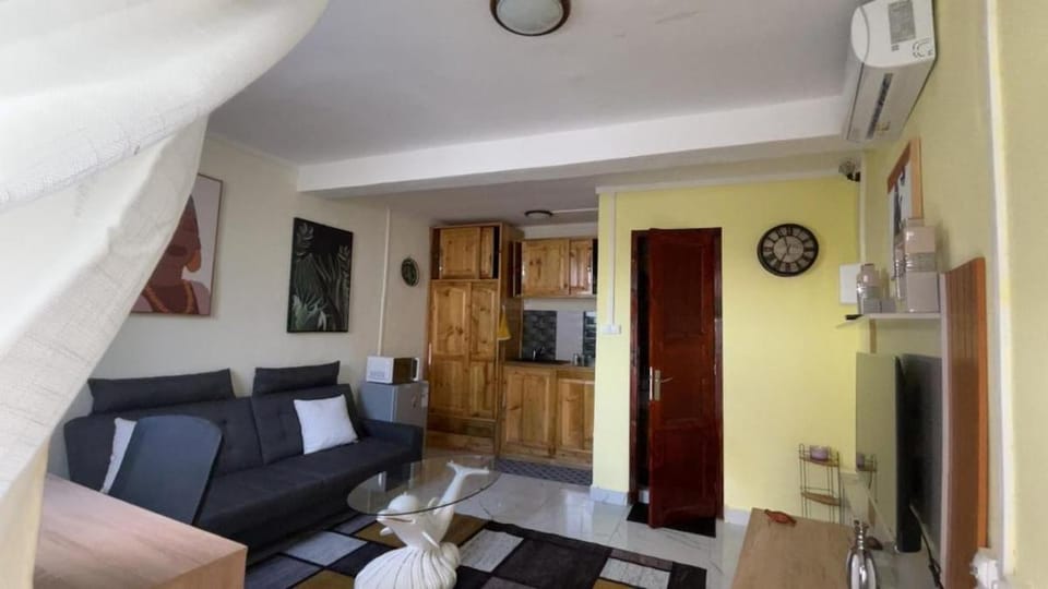 Le Studio Marin Apartment in Africa